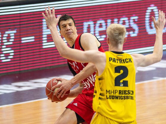 Vladimir Lucic (FC Bayern, 11), Jacob Patrick (MHP Riesen Ludwigsburg, 02), MHP Riesen Ludwigsburg vs. FC Bayern Basketball, Basketball, Bundesliga, Playoffs, Halbfinale, Spiel 1, easycredit BBL, 29.05.2021, MHP Riesen Ludwigsburg vs. FC Bayern Basketball, Basketball, Bundesliga, Playoffs, Halbfinale, Spiel 1, easycredit BBL, 29.05.2021 Ludwigsburg Copyright: xEibner-Pressefoto SaschaxWaltherx EP_EER