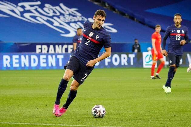 Mandatory Credit: Photo by Dave Winter BPI Shutterstock (12001941ku) Benjamin Pavard of France France v Wales, International Friendly, Länderspiel, Nationalmannschaft Football, Allianz Riviera, Nice, France - 02 June 2021 EDITORIAL USE ONLY No use with unauthorised audio, video, data, fixture lists, club league logos or live services. Online in-match use limited to 120 images, no video emulation. No use in betting, games or single club league player publications. France v Wales, International Friendly, Football, Allianz Riviera, Nice, France - 02 June 2021 EDITORIAL USE ONLY No use with unauthorised audio, video, data, fixture lists, club league logos or live services. Online in-match use limited to 120 images, no video emulation. No use in betting, games or single club league player publications. Copyright: xDavexWinter BPI Shutterstockx 12001941ku