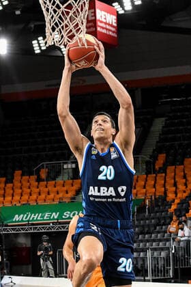 GER, BBL, Play-offs, ratiopharm ulm vs Alba Berlin 03.06.2021, ratiopharm arena, Neu-Ulm, GER, BBL, Play-offs, ratiopharm ulm vs Alba Berlin, im Bild Simone Fontecchio (Berlin, 20) punktet