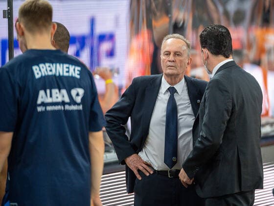 Aito Garcia Reneses (Alba Berlin, Cheftrainer), enttaeuscht, Ratiopharm Ulm vs. Alba Berlin, Basketball, Playoffs, Spiel 4, Spielzeit 2020 2021, 05.06.2021, Ratiopharm Ulm vs. Alba Berlin, Basketball, Playoffs, Spiel 4, Spielzeit 2020 2021, 05.06.2021 Neu-Ulm Copyright: xEibner-Pressefoto SaschaxWaltherx EP_EER