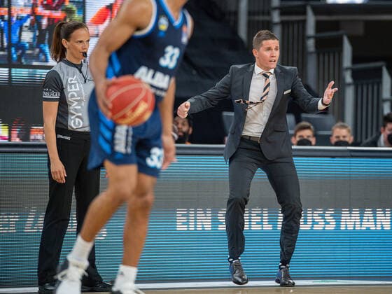 Jaka Lakovic (Ratiopharm Ulm Trainer), Ratiopharm Ulm vs. Alba Berlin, Basketball, Playoffs, Spiel 4, Spielzeit 2020 2021, 05.06.2021, Ratiopharm Ulm vs. Alba Berlin, Basketball, Playoffs, Spiel 4, Spielzeit 2020 2021, 05.06.2021 Neu-Ulm Copyright: xEibner-Pressefoto SaschaxWaltherx EP_EER