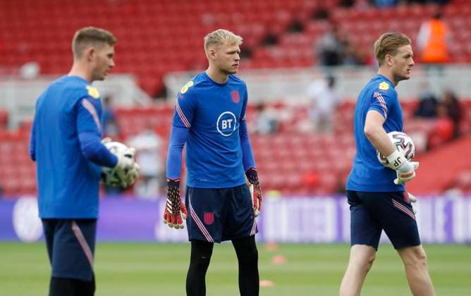 Middlesbrough, England, 6th June 2021. Dean Henderson, Aaron Ramsdale and Jordan Pickford of England warm upduring the International Friendly, Länderspiel, Nationalmannschaft match at the Riverside Stadium, Middlesbrough. Picture credit should read: Darren Staples Sportimage EDITORIAL USE ONLY. No use with unauthorised audio, video, data, fixture lists, club league logos or live services. Online in-match use limited to 120 images, no video emulation. No use in betting, games or single club league player publications. SPI-1079-0010