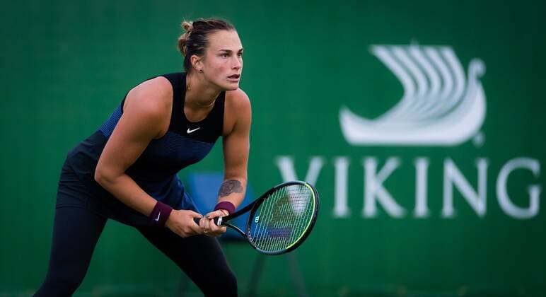Mandatory Credit: Photo by Rob Prange Shutterstock (12163992es) Aryna Sabalenka of Belarus in action during the first round at the 2021 Viking International WTA, Tennis Damen 500 tennis tournament Viking International Championships, Day Four, Tennis, Eastbourne, East Sussex, UK - 22 June 2021 EDITORIAL USE ONLY No use with unauthorised audio, video, data, fixture lists, club league logos or live services. Online in-match use limited to 120 images, no video emulation. No use in betting, games or single club league player publications. Viking International Championships, Day Four, Tennis, Eastbourne, East Sussex, UK - 22 June 2021 EDITORIAL USE ONLY No use with unauthorised audio, video, data, fixture lists, club league logos or live services. Online in-match use limited to 120 images, no video emulation. No use in betting, games or single club league player publications. Copyright: xRobxPrange Shutterstockx 12163992es
