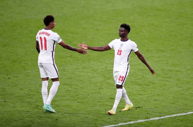 Großbritannien, Black History Month im Oktober - Sport Mandatory Credit: Photo by Matt Impey Shutterstock (12164545bt) Marcus Rashford (left) and Bukayo Saka of England Czech Republic v England, Football, Euro 2020, Group D, Wembley Stadium, London, UK - 22 06 2021 EDITORIAL USE ONLY No use with unauthorised audio, video, data, fixture lists (outside the EU), club league logos or live services. Online in-match use limited to 45 images (+15 in extra time). No use to emulate moving images. No use in betting, games or single club league player publications services. Czech Republic v England, Football, Euro 2020, Group D, Wembley Stadium, London, UK - 22 06 2021 EDITORIAL USE ONLY No use with unauthorised audio, video, data, fixture lists (outside the EU), club league logos or live services. Online in-match use limited to 45 images (+15 in extra time). No use to emulate moving images. No use in betting, games or Copyright: xMattxImpey Shutterstockx 12164545bt