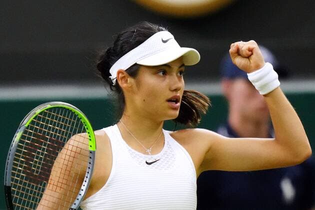 Tennis, Emma Raducanu trennt sich von Coach Andrew Richardson, Archivbilder Mandatory Credit: Photo by Shutterstock (12196118ib) Emma Raducanu reacts during her fourth round match Wimbledon Tennis Championships, Day 7, The All England Lawn Tennis and Croquet Club, London, UK - 05 Jul 2021 Wimbledon Tennis Championships, Day 7, The All England Lawn Tennis and Croquet Club, London, UK - 05 Jul 2021 Copyright: xShutterstockx 12196118ib