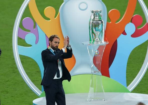 London, England, 11th July 2021. Gareth Southgate manager of England walks past the trophy during the UEFA EURO, EM, Europameisterschaft,Fussball 2020 final at Wembley Stadium, London. Picture credit should read: David Klein Sportimage EDITORIAL USE ONLY. No use with unauthorised audio, video, data, fixture lists, club league logos or live services. Online in-match use limited to 120 images, no video emulation. No use in betting, games or single club league player publications. SPI-1094-0175