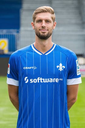 12.07.2021, xfux, Fussball 2.Bundesliga, SV Darmstadt 98, 2.BL, Porträttermin 2021 2022, emonline emspor, v.l. Lasse Sobiech, SV Darmstadt 98, 2.BL, Porträttermin 2021 2022, Darmstadt