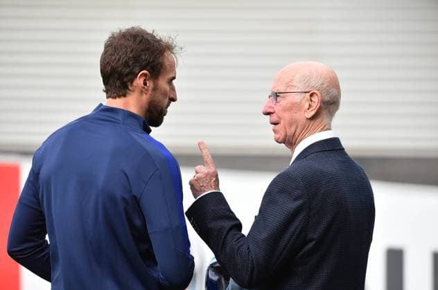 Mandatory Credit: Photo by Graham Chadwick ANL Shutterstock (9934933a) Bobby Charlton. Football England Training For The Game England V Slovenia. Sir Bobby Charlton And Gareth Southgate At St George s Park. Bobby Charlton. Football England Training For The Game England V Slovenia. Sir Bobby Charlton And Gareth Southgate At St George s Park. EDITORIAL USE ONLY No use with unauthorised audio, video, data, fixture lists (outside the EU), club league logos or live services. Online in-match use limited to 45 images (+15 in extra time). No use to emulate moving images. No use in betting, games or single club league player publications services. Bobby Charlton. Football England Training For The Game England V Slovenia. Sir Bobby Charlton And Gareth Southgate At St George s Park. EDITORIAL USE ONLY No use with unauthorised audio, video, data, fixture lists (outside the EU), club league logos or live services. Online in-match use limited to 45 images (+15 in extra time). No use to emulate moving images. No use in betting, games or Copyright: xGrahamxChadwick ANL Shutterstockx 9934933a