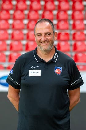 Frank Schmidt, Trainer (FC Heidenheim), GER, 1. FC Heidenheim 1846 e.V., Fussball, 2. Bundesliga, Spielerportraits, Freisteller, Spielzeit 2021 2022, 20.07.2021, GER, 1. FC Heidenheim 1846 e.V., Fussball, 2. Bundesliga, Spielerportraits, Freisteller, Spielzeit 2021 2022, 20.07.2021 Heidenheim Copyright: xEibner-Pressefotox EP_EER