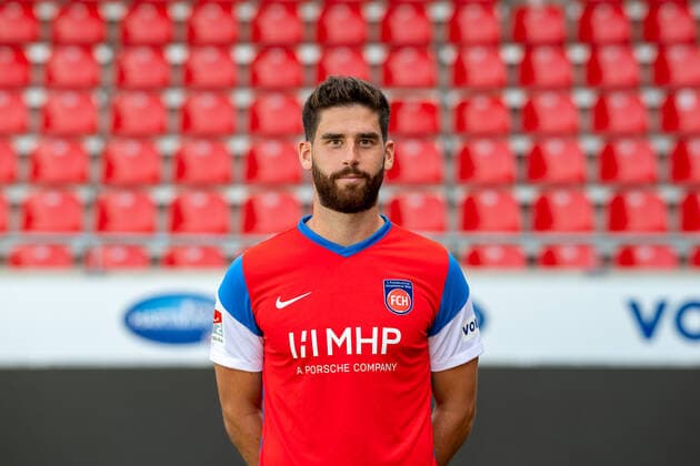 Stefan Schimmer (FC Heidenheim, 09), GER, 1. FC Heidenheim 1846 e.V., Fussball, 2. Bundesliga, Spielerportraits, Freisteller, Spielzeit 2021 2022, 20.07.2021, GER, 1. FC Heidenheim 1846 e.V., Fussball, 2. Bundesliga, Spielerportraits, Freisteller, Spielzeit 2021 2022, 20.07.2021 Heidenheim Copyright: xEibner-Pressefotox EP_EER