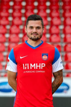 Marnon Busch (FC Heidenheim, 02), GER, 1. FC Heidenheim 1846 e.V., Fussball, 2. Bundesliga, Spielerportraits, Freisteller, Spielzeit 2021 2022, 20.07.2021, GER, 1. FC Heidenheim 1846 e.V., Fussball, 2. Bundesliga, Spielerportraits, Freisteller, Spielzeit 2021 2022, 20.07.2021 Heidenheim Copyright: xEibner-Pressefotox EP_EER