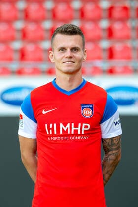 Florian Pick (FC Heidenheim, 17), GER, 1. FC Heidenheim 1846 e.V., Fussball, 2. Bundesliga, Spielerportraits, Freisteller, Spielzeit 2021 2022, 20.07.2021, GER, 1. FC Heidenheim 1846 e.V., Fussball, 2. Bundesliga, Spielerportraits, Freisteller, Spielzeit 2021 2022, 20.07.2021 Heidenheim Copyright: xEibner-Pressefotox EP_EER