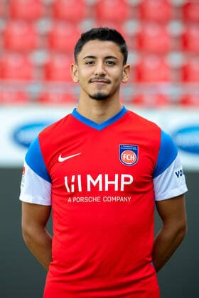 Kevin Sessa (FC Heidenheim, 16), GER, 1. FC Heidenheim 1846 e.V., Fussball, 2. Bundesliga, Spielerportraits, Freisteller, Spielzeit 2021 2022, 20.07.2021, GER, 1. FC Heidenheim 1846 e.V., Fussball, 2. Bundesliga, Spielerportraits, Freisteller, Spielzeit 2021 2022, 20.07.2021 Heidenheim Copyright: xEibner-Pressefotox EP_EER