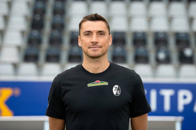 Daniel Wolf (SC Freiburg, Athletiktrainer), GER, SC Freiburg, 29.07.2021, Media Day Fussball Bundesliga, Spielzeit 2021 2022 DFL REGULATIONS PROHIBIT ANY USE OF PHOTOGRAPHS AS IMAGE SEQUENCES AND OR uerthQUASI-VIDEO GER, SC Freiburg, 29.07.2021, Media Day Fussball Bundesliga, Spielzeit 2021 2022 Freiburg Copyright: xEibnerxPressefotox EP_EER
