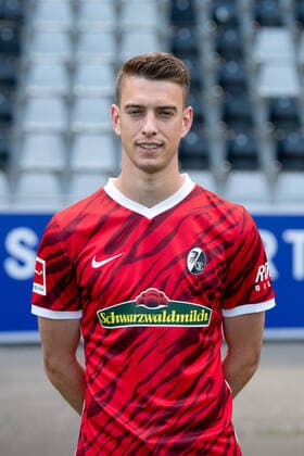 Janik Haberer (SC Freiburg, 19), GER, SC Freiburg, 29.07.2021, Media Day Fussball Bundesliga, Spielzeit 2021 2022 DFL REGULATIONS PROHIBIT ANY USE OF PHOTOGRAPHS AS IMAGE SEQUENCES AND OR uerthQUASI-VIDEO GER, SC Freiburg, 29.07.2021, Media Day Fussball Bundesliga, Spielzeit 2021 2022 Freiburg Copyright: xEibnerxPressefotox EP_EER