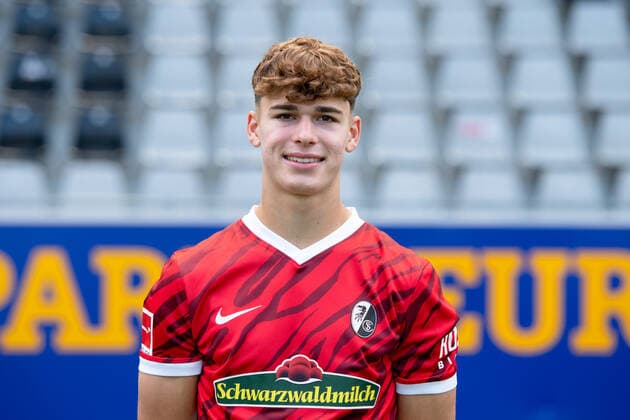 Noah Weißhaupt (SC Freiburg, 33), GER, SC Freiburg, 29.07.2021, Media Day Fussball Bundesliga, Spielzeit 2021 2022 DFL REGULATIONS PROHIBIT ANY USE OF PHOTOGRAPHS AS IMAGE SEQUENCES AND OR uerthQUASI-VIDEO GER, SC Freiburg, 29.07.2021, Media Day Fussball Bundesliga, Spielzeit 2021 2022 Freiburg Copyright: xEibnerxPressefotox EP_EER