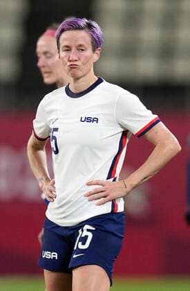 Mandatory Credit: Photo by Masatoshi Okauchi Shutterstock (12243087bf) Megan Rapinoe dejected USA v Canada, international football, Women s semi-final, Tokyo Olympic Games, Olympische Spiele, Olympia, OS 2020, Ibaraki Kashima Stadium, Japan - 02 Aug 2021 USA v Canada, international football, Women s semi-final, Tokyo Olympic Games 2020, Ibaraki Kashima Stadium, Japan - 02 Aug 2021 Copyright: xMasatoshixOkauchi Shutterstockx 12243087bf