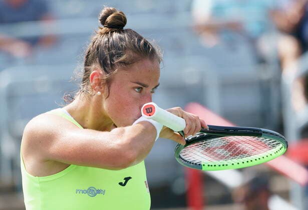 August 13, 2021, Montreal, PQ, Canada: Sara Sorribes Tormo, of Spain, wipes her face during quarter-final National Bank Open women s tennis tournament action against Karolina Pliskova, of the Czech Republic, in Montreal, Friday, Aug. 13, 2021. Sara Sorribes Tormo - ZUMAc35_ 20210813_zaf_c35_067 Copyright: xPaulxChiassonx