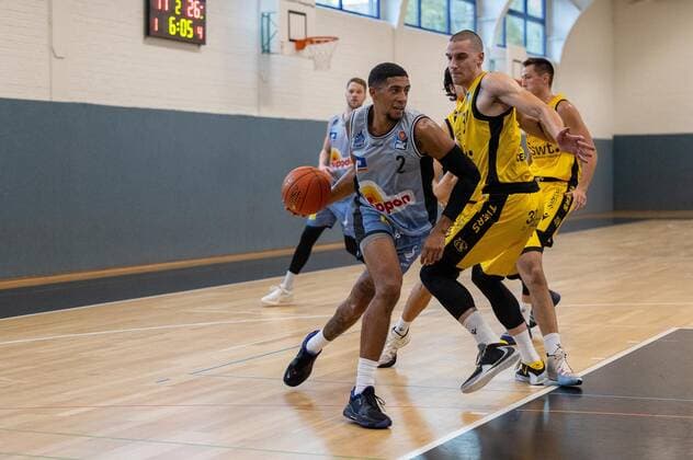 Jared Savage (Hakro Merlins Crailsheim, 2) ¨¨Tigers Tübingen vs. HAKRO Merlins Crailsheim, 2. Basketball, Bundesliga, Pro A, Barmer 2 Basketball, Testspiel, Spielzeit 2021 2022, 18.08.2021, ¨¨ Tigers Tübingen - HAKRO Merlins Crailsheim, 2. Basketball, 2. Bundesliga, Barmer 2 Basketball, Testspiel, Spielzeit 2021 2022, 18.08.2021 Tuebingen Copyright: xDennisxDuddek xEibnerxPressefotox EP_DDK