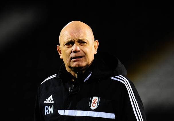 Fußball, Trainerhistorie FC Fulham von 1904 bis heute Mandatory Credit: Photo by Javier Garcia BPI Shutterstock (3562591cv) Fulham Assistant Head coach Ray Wilkins Barclays Premier League 2013 14, Fulham v Liverpool, Craven Cottage, London, Britain - 12 Feb 2014 EDITORIAL USE ONLY No use with unauthorised audio, video, data, fixture lists (outside the EU), club league logos or live services. Online in-match use limited to 45 images (+15 in extra time). No use to emulate moving images. No use in betting, games or single club league player publications services. Barclays Premier League 2013 14, Fulham v Liverpool, Craven Cottage, London, Britain - 12 Feb 2014 EDITORIAL USE ONLY No use with unauthorised audio, video, data, fixture lists (outside the EU), club league logos or live services. Online in-match use limited to 45 images (+15 in extra time). No use to emulate moving images. No use in betting, games or Copyright: xJavierxGarcia BPI Shutterstockx 3562591cv