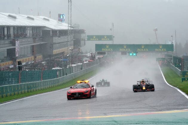 FORMULA 1 ROLEX BELGIAN GRAND PRIX 2021 29.08.2021, Circuit de Spa-Francorchamps, Spa-Franchorchamps, FORMULA 1 ROLEX BELGIAN GRAND PRIX 2021 , im Bild Safety Car, Sieger Max Verstappen (NEL 33), Red Bull Racing Honda, 2.Platz für George Russel (GBR 63), Williams Racing, 3.Platz für Lewis Hamilton (GBR 44), Mercedes-AMG Petronas Formula One Team