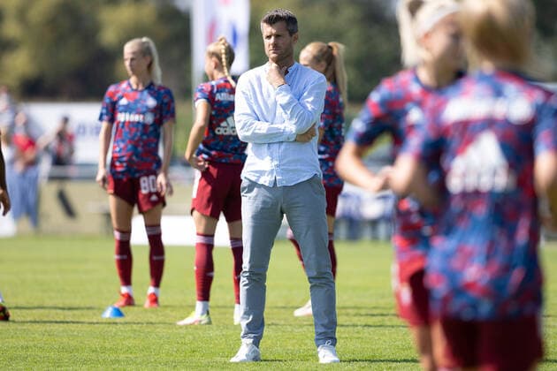 04.09.2021, xedx, GER, Sand, Adams Arena, Stadion am Kuehnmatt, Frauenfußball, die Liga, Flyeralarm Frauen Bundesliga, Saison 2021 2022, photogreva SC Sand Frauen FC Bayern Muenchen Frauen, women, SCS, FCB, womensoccer Trainer, Coach, Jens Scheuer DFL regulations prohibit any use of photographs as image sequences and or quasi-video