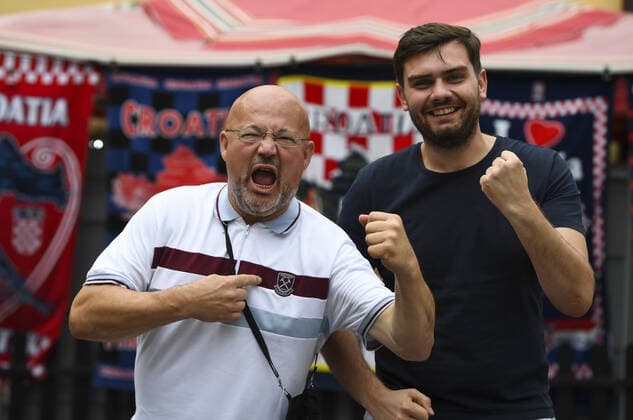 Mandatory Credit: Photo by Simon Dael Shutterstock (12446971i) West Ham United fans Dinamo Zagreb v West Ham United, UEFA Europa League, Group H, Football, Stadion Maksimir, Zagreb, Croatia - 16 Sep 2021 EDITORIAL USE ONLY No use with unauthorised audio, video, data, fixture lists, club league logos or live services. Online in-match use limited to 120 images, no video emulation. No use in betting, games or single club league player publications. Dinamo Zagreb v West Ham United, UEFA Europa League, Group H, Football, Stadion Maksimir, Zagreb, Croatia - 16 Sep 2021 EDITORIAL USE ONLY No use with unauthorised audio, video, data, fixture lists, club league logos or live services. Online in-match use limited to 120 images, no video emulation. No use in betting, games or single club league player publications. Copyright: xSimonxDael Shutterstockx 12446971i