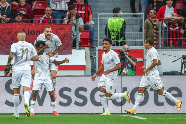 Tor, Torjubel zum 0:1 durch Nguen Tokmac Chol (Ferencvaros Budapest Ferencvarosi Torna Club, 10), GER, Bayer 04 Leverkusen vs. Ferencvaros Budapest Ferencvarosi Torna Club, UEFA Europa League Gruppe G, Gruppenphase, Spielzeit 2021 2022, 16.09.2021, , DFB DFL regulations prohibit any use of photographs as image sequences and or quasi-video., GER, Bayer 04 Leverkusen vs. Ferencvaros Budapest Ferencvarosi Torna Club, UEFA Europa League Gruppe G, Gruppenphase, Spielzeit 2021 2022, 16.09.2021 Leverkusen Copyright: xEibner-Pressefoto GabrielxBoiax EP_GBA