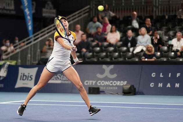 Tennis WTA, Tennis Damen Turnier Luxemburg BGLBNPParibas Open 2021, 16.09.2021, Tennis WTA Turnier Luxemburg, BGLBNPParibas Open 2021, BGL BNP Paribas Open, 2021, Luxemburg, Kockelscheuer, CK Sportcenter, Finale vl: Belinda Bencic (SUI) (Schweiz, Suisse, SUI) - Nummer 1 der Setzliste
