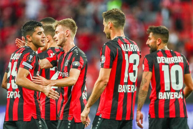 Tor, Torjubel zum 1:1 durch Exequiel Palacios (Bayer 04 Leverkusen, 25), GER, Bayer 04 Leverkusen vs. Ferencvaros Budapest Ferencvarosi Torna Club, UEFA Europa League Gruppe G, Gruppenphase, Spielzeit 2021 2022, 16.09.2021, , DFB DFL regulations prohibit any use of photographs as image sequences and or quasi-video., GER, Bayer 04 Leverkusen vs. Ferencvaros Budapest Ferencvarosi Torna Club, UEFA Europa League Gruppe G, Gruppenphase, Spielzeit 2021 2022, 16.09.2021 Leverkusen Copyright: xEibner-Pressefoto GabrielxBoiax EP_GBA