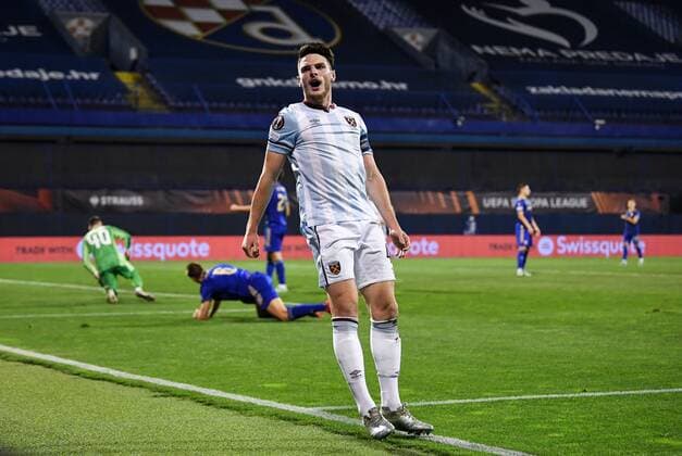 Fußball, EL, Dinamo Zagreb - West Ham United Mandatory Credit: Photo by Simon Dael Shutterstock (12446971dc) Declan Rice of West Ham United scores and celebrates 0-2 Dinamo Zagreb v West Ham United, UEFA Europa League, Group H, Football, Stadion Maksimir, Zagreb, Croatia - 16 Sep 2021 EDITORIAL USE ONLY No use with unauthorised audio, video, data, fixture lists, club league logos or live services. Online in-match use limited to 120 images, no video emulation. No use in betting, games or single club league player publications. Dinamo Zagreb v West Ham United, UEFA Europa League, Group H, Football, Stadion Maksimir, Zagreb, Croatia - 16 Sep 2021 EDITORIAL USE ONLY No use with unauthorised audio, video, data, fixture lists, club league logos or live services. Online in-match use limited to 120 images, no video emulation. No use in betting, games or single club league player publications. Copyright: xSimonxDael Shutterstockx 12446971dc