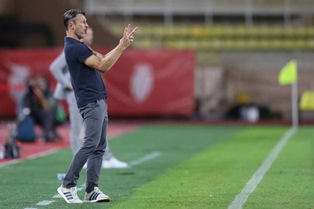 Fußball, EL, AS Monaco - SK Sturm Graz Monaco, Monaco, 16th September 2021. Niko Kovac Head coach of AS Monaco reacts during the UEFA Europa League match at Stade Louis II, Monaco. Picture credit should read: Jonathan Moscrop Sportimage EDITORIAL USE ONLY. No use with unauthorised audio, video, data, fixture lists, club league logos or live services. Online in-match use limited to 120 images, no video emulation. No use in betting, games or single club league player publications. SPI-1189-0026