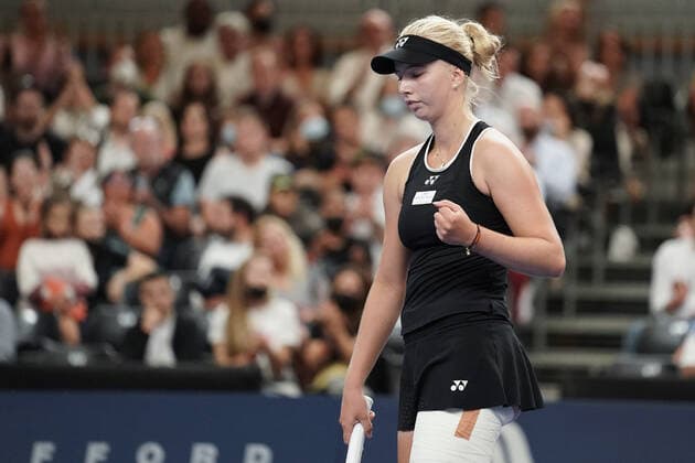 Tennis WTA, Tennis Damen Turnier Luxemburg BGLBNPParibas Open 2021, 19.09.2021, Tennis WTA Turnier Luxemburg, BGLBNPParibas Open 2021, BGL BNP Paribas Open, 2021, Luxemburg, Kockelscheuer, CK Sportcenter, Finale, Einzel, Finale Dameneinzel vl: Clara Tauson (Daenemark, Dänemark, DEN) jubel, jubelt