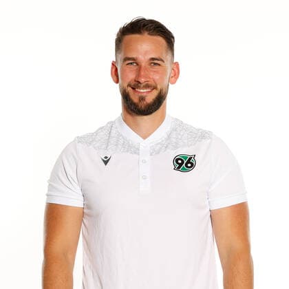 Athletiktrainer Markus Böker - Porträttermin Hannover 96, GER, Fussball, Fußball, 2021 2022, 2. Bundesliga, 2.BL, 2. BL, Porträt, Studio, Shooting, Studioshooting; Foto via: Hannover96