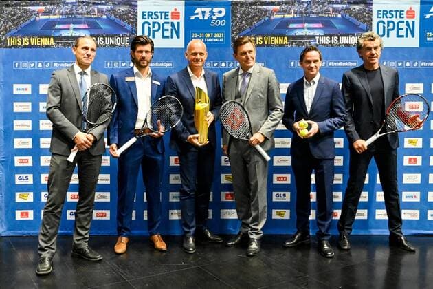 Sport Bilder des Tages TENNIS - ATP, Tennis Herren Erste Bank Open VIENNA,AUSTRIA,28.SEP.21 - TENNIS - ATP World Tour, Erste Bank Open, preview, press conference, PK, Pressekonferenz Image shows CFO Stefan Doerfler (Erste Group), sporting director Juergen Melzer (OETV), tournament director Herwig Straka (Erste Bank Open), city councelor Peter Hanke (Stadt Wien), Kurt Gollowitzer (Wien Holding) and Michael Tojner. GEPAxpictures xPhilippxBrem