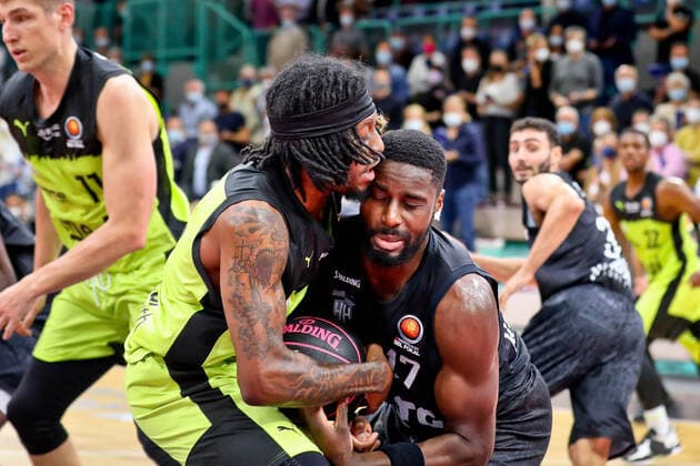 medi Bayreuthvs. Hamburg Towers, Basketball, Bundesliga, BBL Pokal, easycredit BBL, Achtelfinale, Spielzeit 2021 2022, 05.10.2021, medi Bayreuth vs. Hamurg Towers, Basketball, Bundesliga, BBL Pokal, easycredit BBl, Achtelfinale, Spielzeit 2021 2022, 05.10.2021, Foto: EIBNER Thorsten OCHS Bayreuth Copyright: xEibner-Pressefoto ThorstenxOchsx EP_TOS