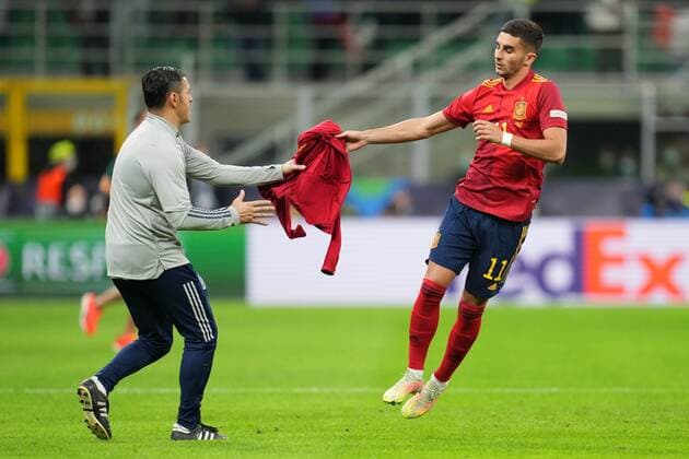 Mandatory Credit: Photo by Bagu Blanco Pressinphoto Shutterstock (12527038e) Spain playersFerran Torres of Spain Italy v Spain, UEFA Nations League 2021, Semifinal. Football, San Siro Stadium, Milan, Italy - 6 Oct 2021 Editorial use only Italy v Spain, UEFA Nations League 2021, Semifinal. Football, San Siro Stadium, Milan, Italy - 6 Oct 2021 Editorial use only Copyright: xBaguxBlanco Pressinphoto Shutterstockx 12527038e