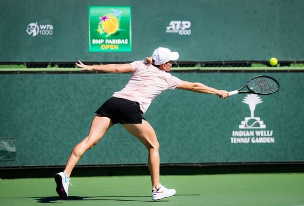 Mandatory Credit: Photo by Rob Prange Shutterstock (12524558d) Simona Halep of Romania during practice area of the 2021 BNP Paribas Open WTA, Tennis Damen 1000 tennis tournament BNP Paribas Open, Tennis, Day 1, Indian Wells Tennis Garden, California, USA - 06 Oct 2021 BNP Paribas Open, Tennis, Day 1, Indian Wells Tennis Garden, California, USA - 06 Oct 2021 Copyright: xRobxPrange Shutterstockx 12524558d
