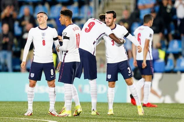 Mandatory Credit: Photo by Sergio Ruiz Pressinphoto Shutterstock (12531158c) England player before the kick off Andorra v England, FIFA World Cup, WM, Weltmeisterschaft, Fussball 2022 Qualifier. Football, Comunal Stadium, Andorra, 9 Oct 2021 Editorial use only Andorra v England, FIFA World Cup 2022 Qualifier. Football, Comunal Stadium, Andorra, 9 Oct 2021 Editorial use only Copyright: xSergioxRuiz Pressinphoto Shutterstockx 12531158c