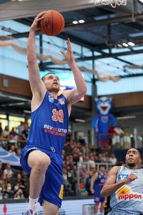 GER, Basketball, Bundesliga, Maenner, 2021 2022, 3. Spieltag, Syntainics MBC - HARKO Merlins Crailsheim, 10.10.2021, Jakub Garbacz (MBC, 30). GER, Basketball, Bundesliga, Maenner, 2021 2022, 3. Spieltag, Syntainics MBC - HARKO Merlins Crailsheim, 10.10.2021,