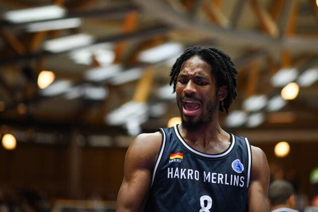 Terrell Harris (Merlins Crailsheim) beschwert sich, GER, HAKRO Merlins Crailsheim vs. Tsmoki Minsk, 20.10.2021, FIBA Europe Cup, 2. Spieltag, Spielzeit 2021 2022 GER, HAKRO Merlins Crailsheim vs. Tsmoki Minsk, 20.10.2021, FIBA Europe Cup, 2. Spieltag, Spielzeit 2021 2022 Crailsheim Copyright: xEibner MichaelxMemmlerx EP_MMR