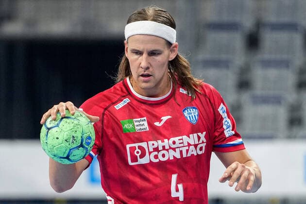 Bjarki Mar Elisson (TBV, 4), am Ball, Einzelbild, Aktion, Action, 10.11.2021, Mannheim (Deutschland), Handball, Bundesliga, Rhein-Neckar Löwen - TBV Lemgo Lippe