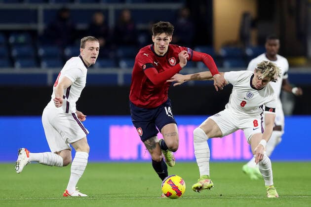 Mandatory Credit: Photo by Paul Greenwood Shutterstock (12598524bx) Tomas Cvancara of Czech Republic U21, U 21 and Conor Gallagher of England U21 England U21 v Czech Republic U21, UEFA U21 European Championship, EM, Europameisterschaft 2023 Qualifying, Group G, Football, Turf Moor, Burnley, UK - 11 Nov 2021 EDITORIAL USE ONLY No use with unauthorised audio, video, data, fixture lists, club league logos or live services. Online in-match use limited to 120 images, no video emulation. No use in betting, games or single club league player publications. England U21 v Czech Republic U21, UEFA U21 European Championship 2023 Qualifying, Group G, Football, Turf Moor, Burnley, UK - 11 Nov 2021 EDITORIAL USE ONLY No use with unauthorised audio, video, data, fixture lists, club league logos or live services. Online in-match use limited to 120 images, no video emulation. No use in betting, games or single club league player publications. Copyright: xPaulxGreenwood Shutterstockx 12598524bx