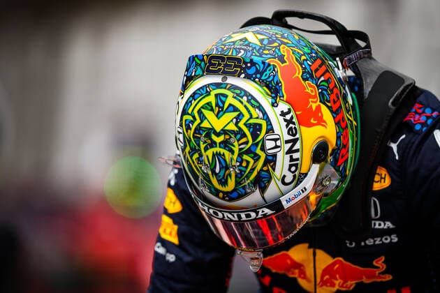 VERSTAPPEN Max (ned), Red Bull Racing Honda RB16B, portrait helmet, casque, during the Formula 1 Heineken Grande Premio De Sao Paulo 2021, Sao Paulo Grand Prix, 19th round of the 2021 FIA Formula One World Championship, WM, Weltmeisterschaft from November 12 to 14, 2021 on the Interlagos Circuit, in Sao Paulo, Brazil - F1 - SAO PAULO GRAND PRIX 2021 DPPI Panoramic 20211112_GOODEN_FGO02771