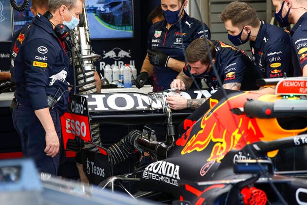 Red Bull Racing Honda RB16B, mechanical detail, rear wing, aileron, during the Formula 1 Heineken Grande Premio De Sao Paulo 2021, Sao Paulo Grand Prix, 19th round of the 2021 FIA Formula One World Championship, WM, Weltmeisterschaft from November 12 to 14, 2021 on the Interlagos Circuit, in Sao Paulo, Brazil - F1 - SAO PAULO GRAND PRIX 2021 DPPI Panoramic 00121039_F12021GP19BRA_JK220526