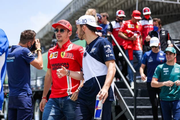 LECLERC Charles (mco), Scuderia Ferrari SF21, GASLY Pierre (fra), Scuderia AlphaTauri Honda AT02, portrait during the Formula 1 Heineken Grande Premio De Sao Paulo 2021, Sao Paulo Grand Prix, 19th round of the 2021 FIA Formula One World Championship, WM, Weltmeisterschaft from November 12 to 14, 2021 on the Interlagos Circuit, in Sao Paulo, Brazil - F1 - SAO PAULO GRAND PRIX 2021 - RACE DPPI Panoramic 00121040_AV6_5721