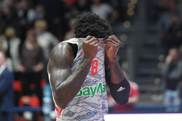 Othello Hunter (FC Bayern Muenchen Basketball) voellig frustriert, Niners Chemnitz vs. FC Bayern Muenchen, 14.11.2021, BBL Pokal, Viertelfinale, GER, Saison 2021 2022 Niners Chemnitz vs. FC Bayern Muenchen, 14.11.2021, BBL Pokal, Viertelfinale, GER, Saison 2021 2022 Chemnitz Copyright: xBertxHarzer xEibner-xPressefotox