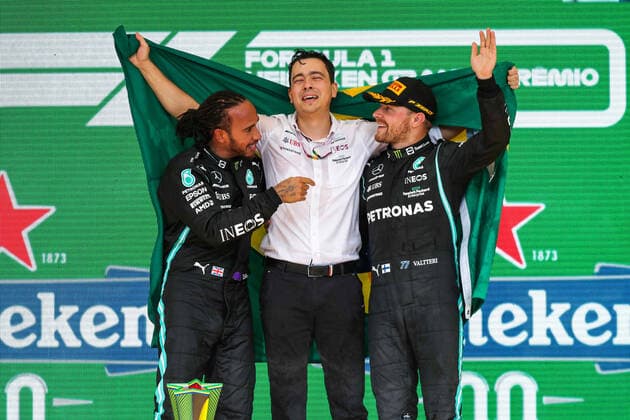 Podium: BOTTAS Valtteri (fin), Mercedes AMG F1 GP W12 E Performance, HAMILTON Lewis (gbr), Mercedes AMG F1 GP W12 E Performance, portrait during the Formula 1 Heineken Grande Premio De Sao Paulo 2021, Sao Paulo Grand Prix, 19th round of the 2021 FIA Formula One World Championship, WM, Weltmeisterschaft from November 12 to 14, 2021 on the Interlagos Circuit, in Sao Paulo, Brazil - F1 - SAO PAULO GRAND PRIX 2021 - RACE DPPI Panoramic 20211114_GOODEN_FGO04858