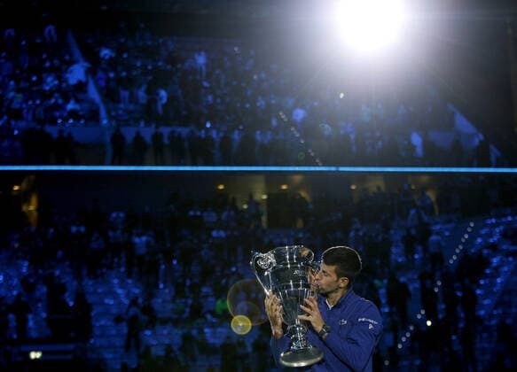 Mandatory Credit: Photo by Ella Ling Shutterstock (12603333bq) Novak Djokovic of Serbia celebrates with the Year End No.1 ATP, Tennis Herren trophy Nitto ATP World Tour Finals, Day 2, Tennis, Pala Alpitour, Turin, Italy - 15 Nov 2021 Nitto ATP World Tour Finals, Day 2, Tennis, Pala Alpitour, Turin, Italy - 15 Nov 2021 Copyright: xEllaxLing Shutterstockx 12603333bq