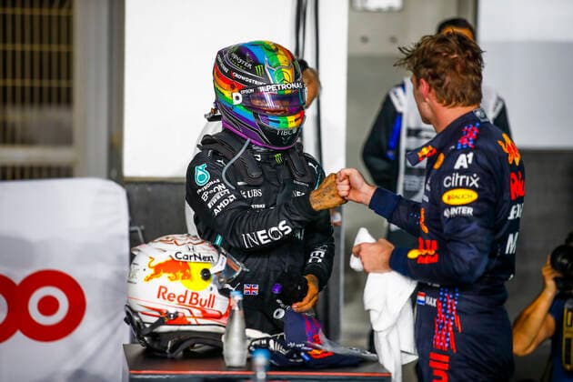 HAMILTON Lewis (gbr), Mercedes AMG F1 GP W12 E Performance, VERSTAPPEN Max (ned), Red Bull Racing Honda RB16B, portrait during the Formula 1 Ooredoo Qatar Grand Prix 2021, 20th round of the 2021 FIA Formula One World Championship, WM, Weltmeisterschaft from November 19 to 21, 2021 on the Losail International Circuit, in Lusail, Qatar - F1 - QATAR GRAND PRIX 2021 - RACE DPPI Panoramic 00121042__B2_4953.JPG_